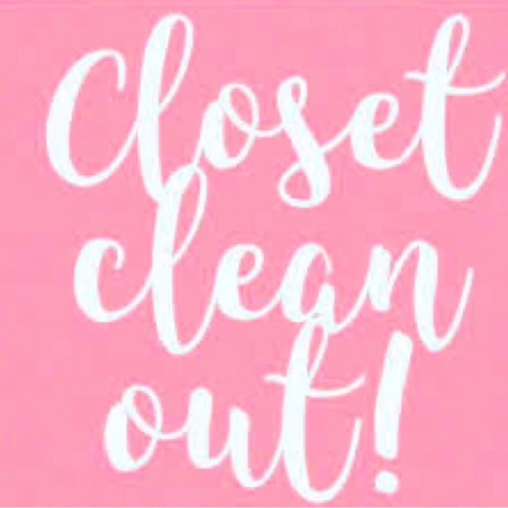 Closet Clean Out! Send me an offer!!